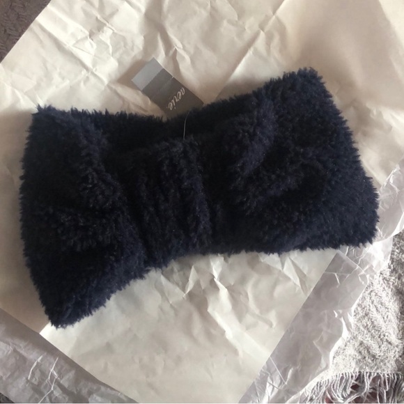 Navy Blue Winter Accessory Bundle - Picture 3 of 6